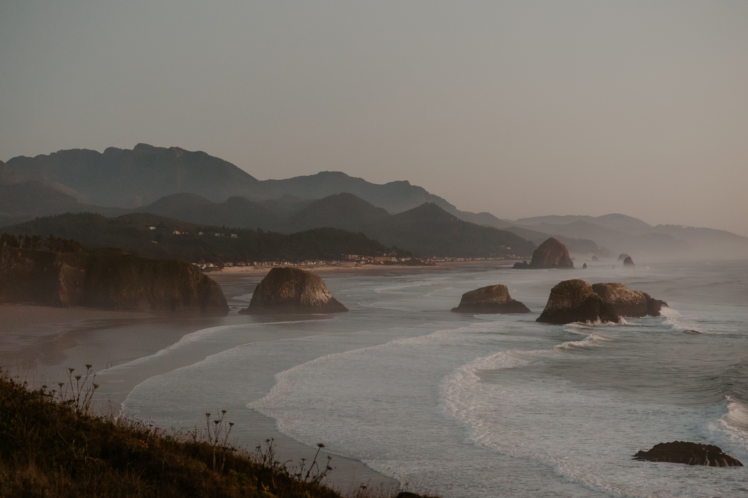 Ecola State Park elopement by Venturing Vows