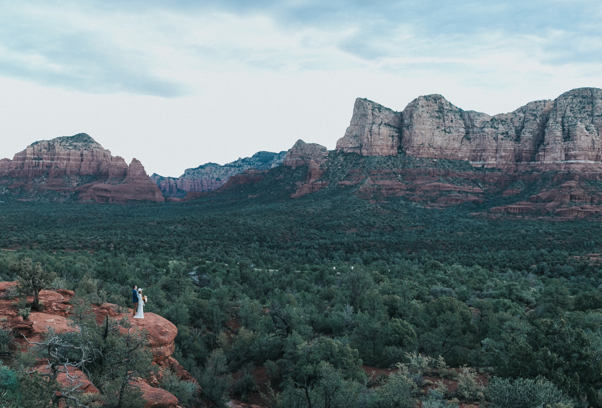 Sedona red rocks elopement by Outshined Photography